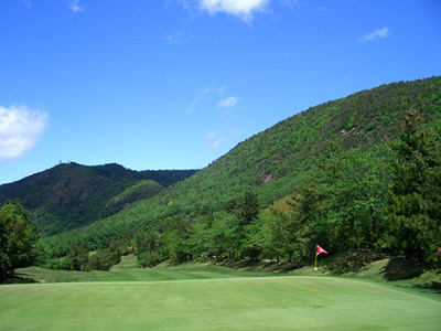 長良川カントリー倶楽部(岐阜県岐阜市長良雄総北裏山862-8)