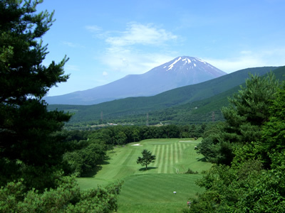 東富士カントリークラブ(静岡県駿東郡小山町大御神604-3)