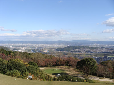 新大阪ゴルフクラブ(大阪府三島郡島本町尺代128)