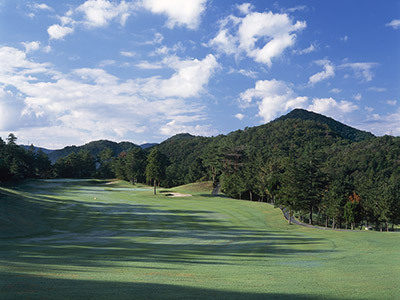 猪名川国際カントリークラブ(兵庫県川辺郡猪名川町北田原字釜ヶ谷1)