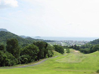 アルファ津田カントリークラブ(香川県さぬき市寒川町神前647-16)