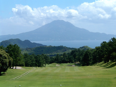 鹿児島国際ゴルフ倶楽部(鹿児島県姶良市加治木町小山田5732)